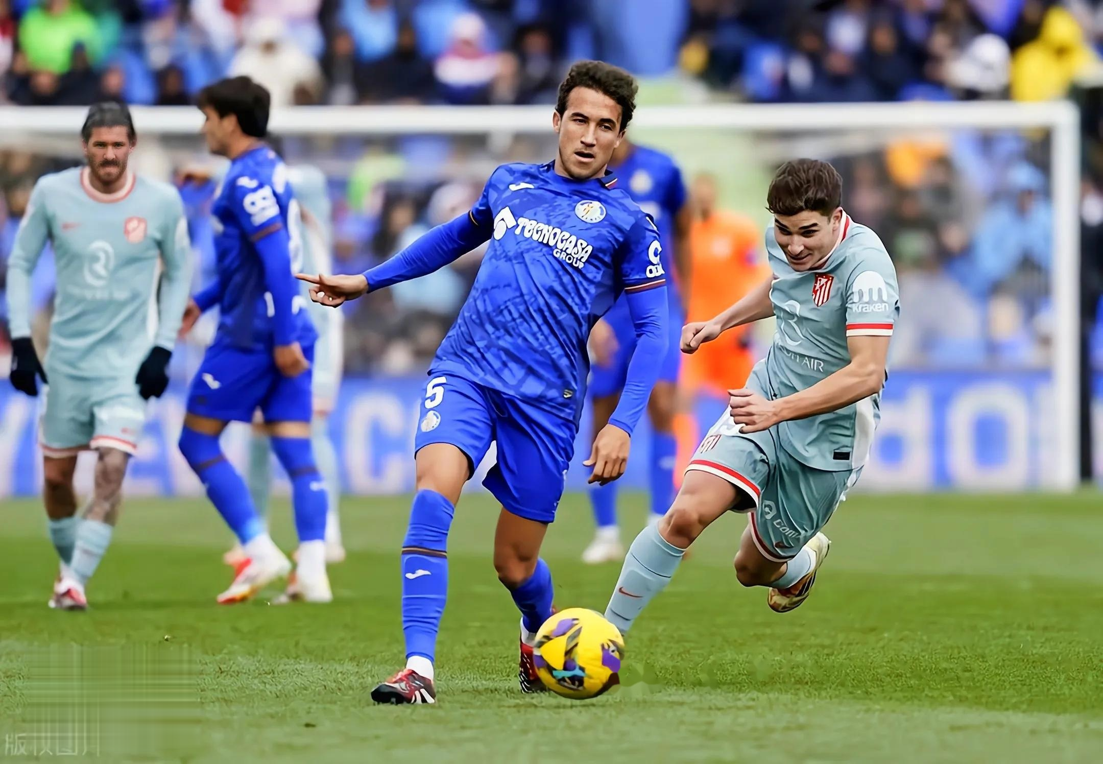 电竞竞猜-皇家社会迎西甲关键赛，今晨手感冰凉，赛场秩序良好，团队化学反应显著(近20年西甲历届冠军)